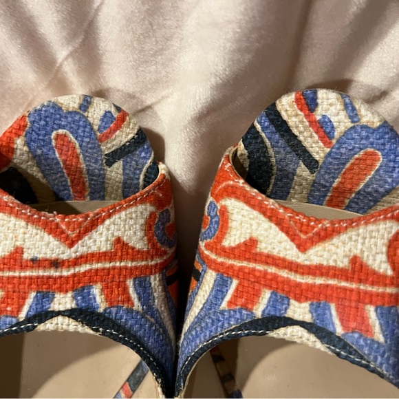 Nine West (9West) size 9 orange and blue paisley summer wedges - Picture 9 of 9